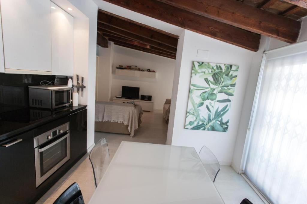 Atico Tapineria Apartment บาเลนเซีย ภายนอก รูปภาพ