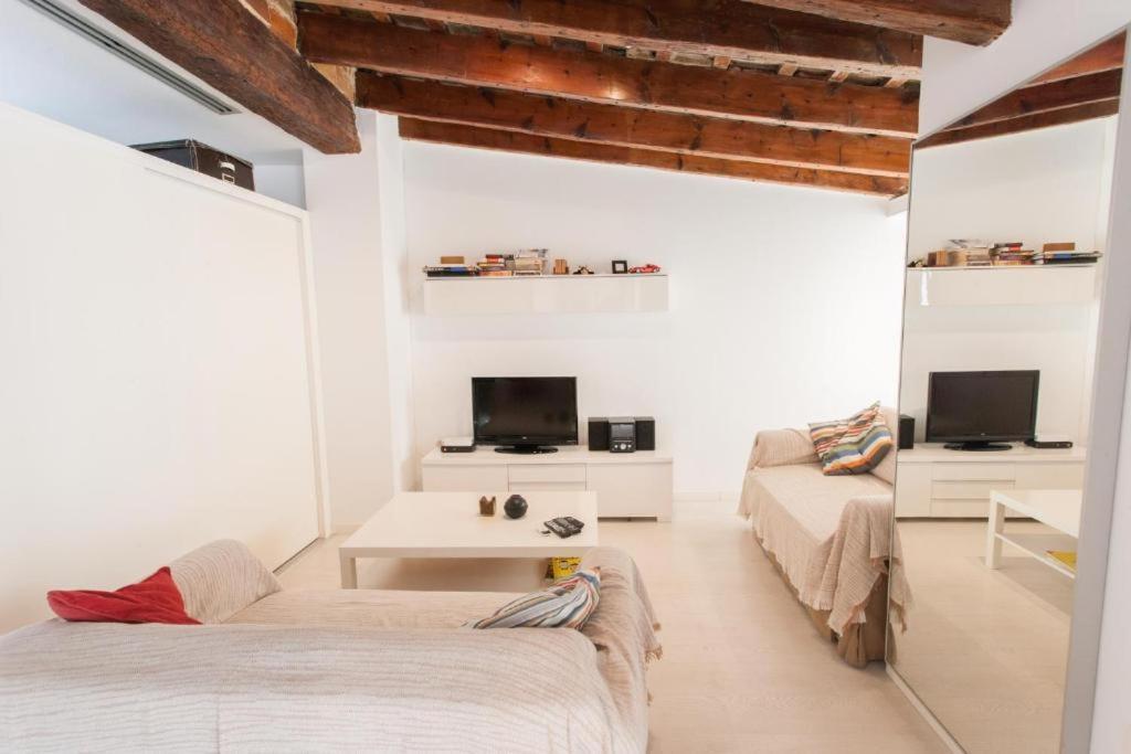 Atico Tapineria Apartment บาเลนเซีย ภายนอก รูปภาพ